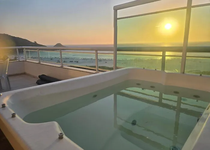 Apartamento Cobertura Com Vista Espetacular Para O Mar,Jacuzzi E Churrasqueira, Arraial Do Cabo